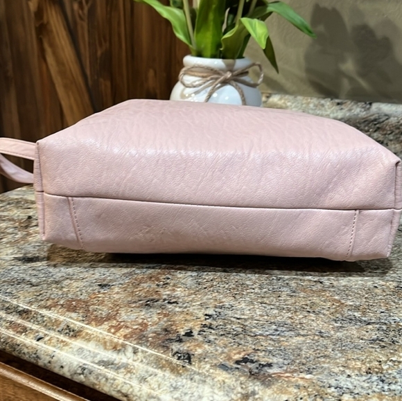 Jessica Simpson EUC Roxanne Satchel - Picture 5 of 6